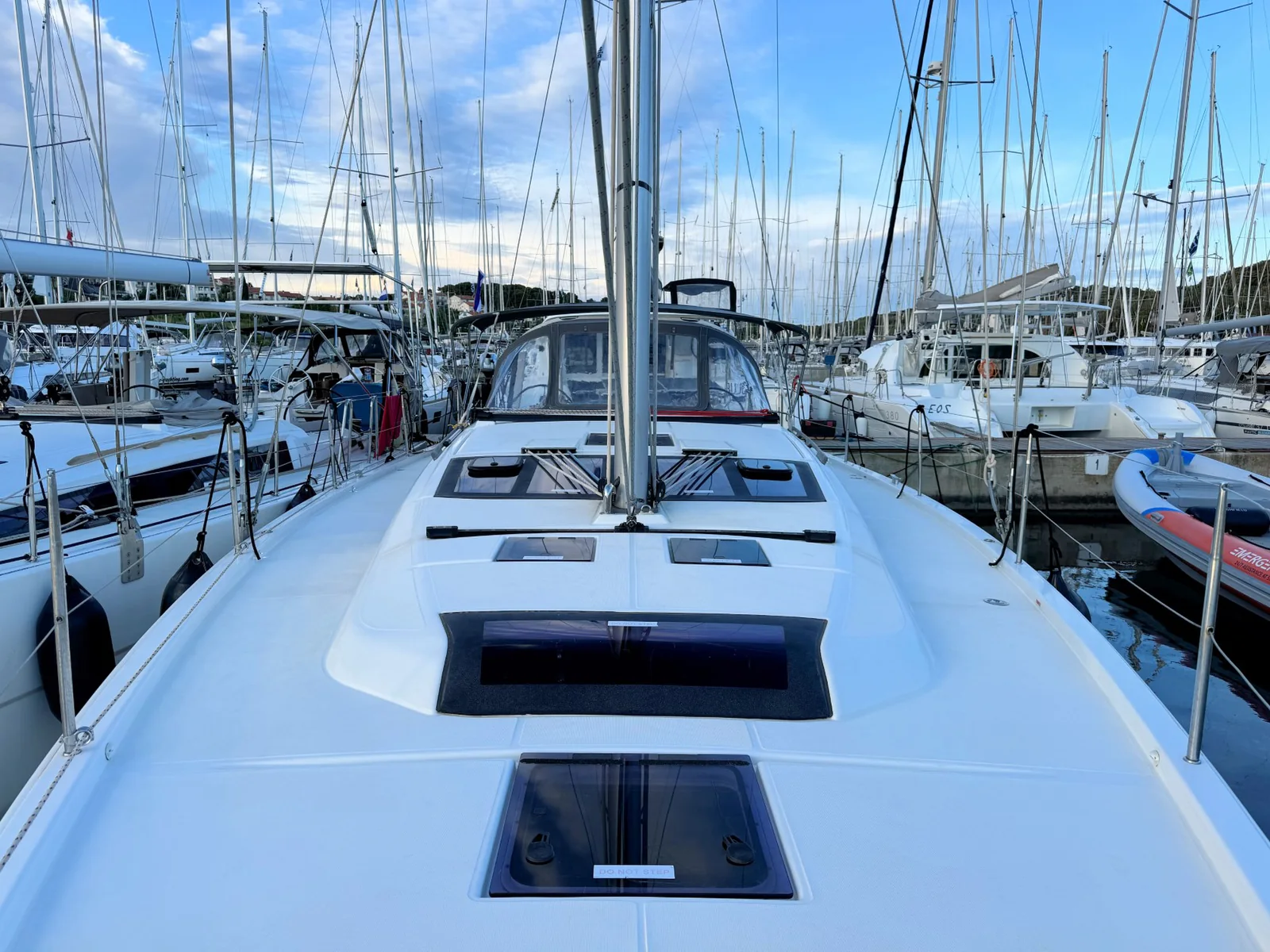 Yacht DUFOUR 430 Grand Large - Levan - Foto 1