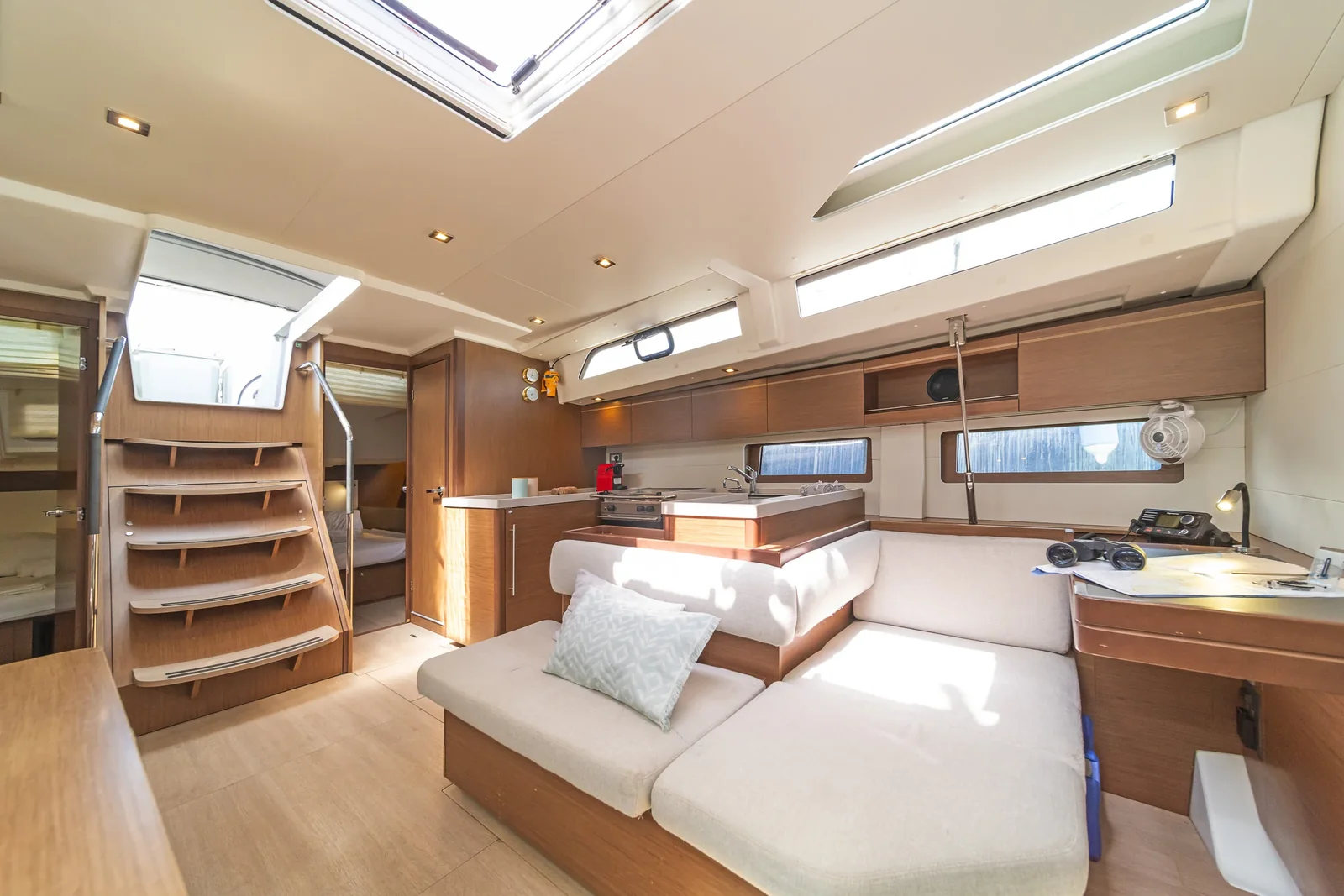 Yacht BENETEAU Oceanis 51.1 - Babakita - Foto 1
