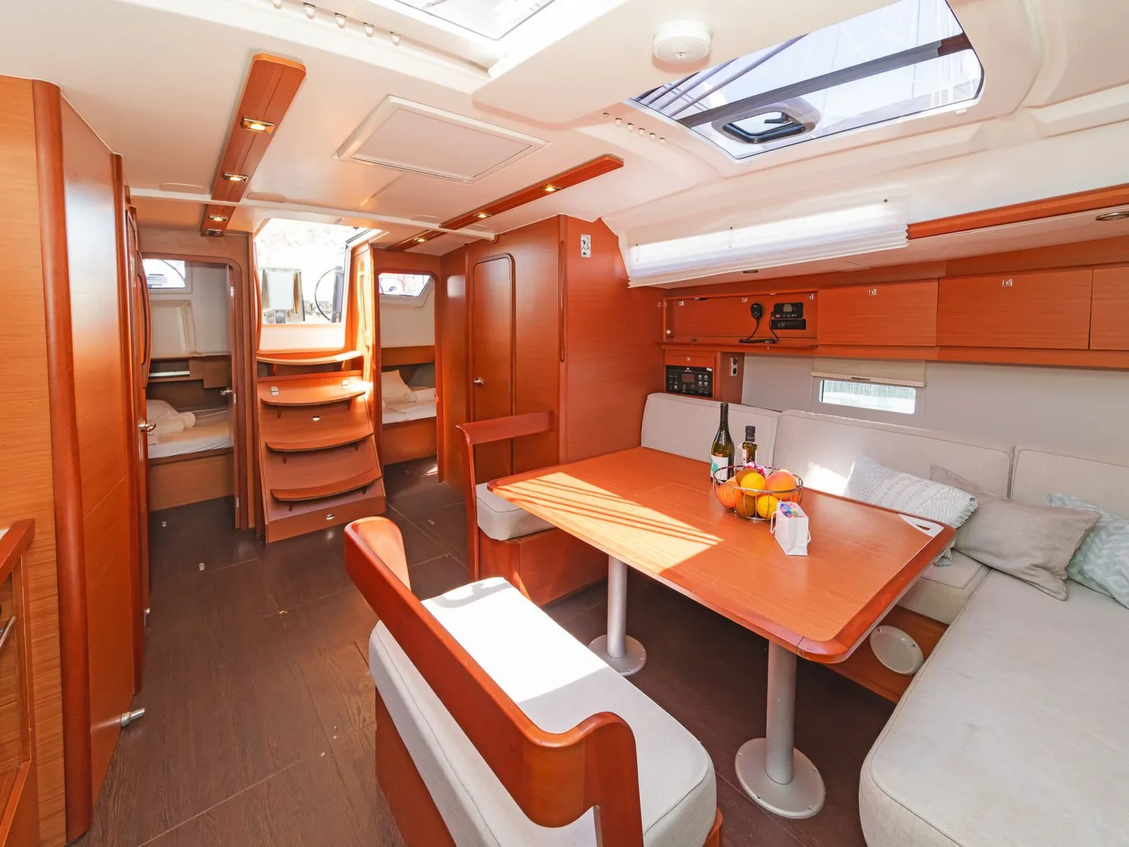 Yacht DUFOUR 430 Grand Large - Ocean Whisper