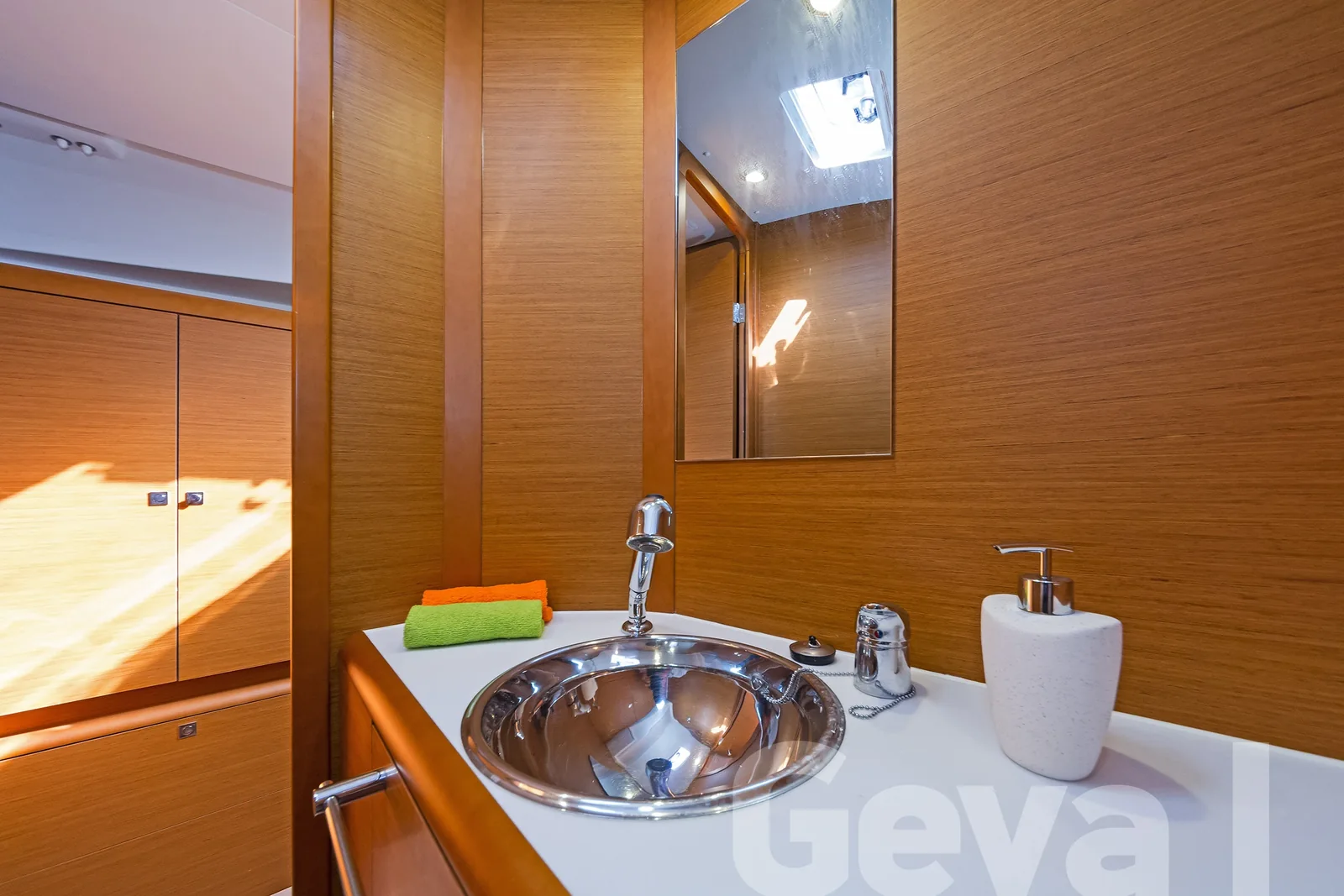 Yacht JEANNEAU Sun Odyssey 419 - Geva I - Foto 1