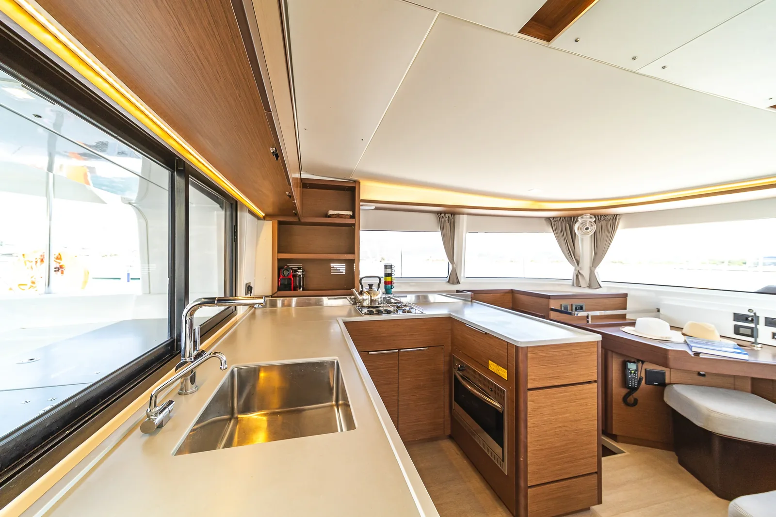 Yacht LAGOON 46 - Pnoe - Foto 1