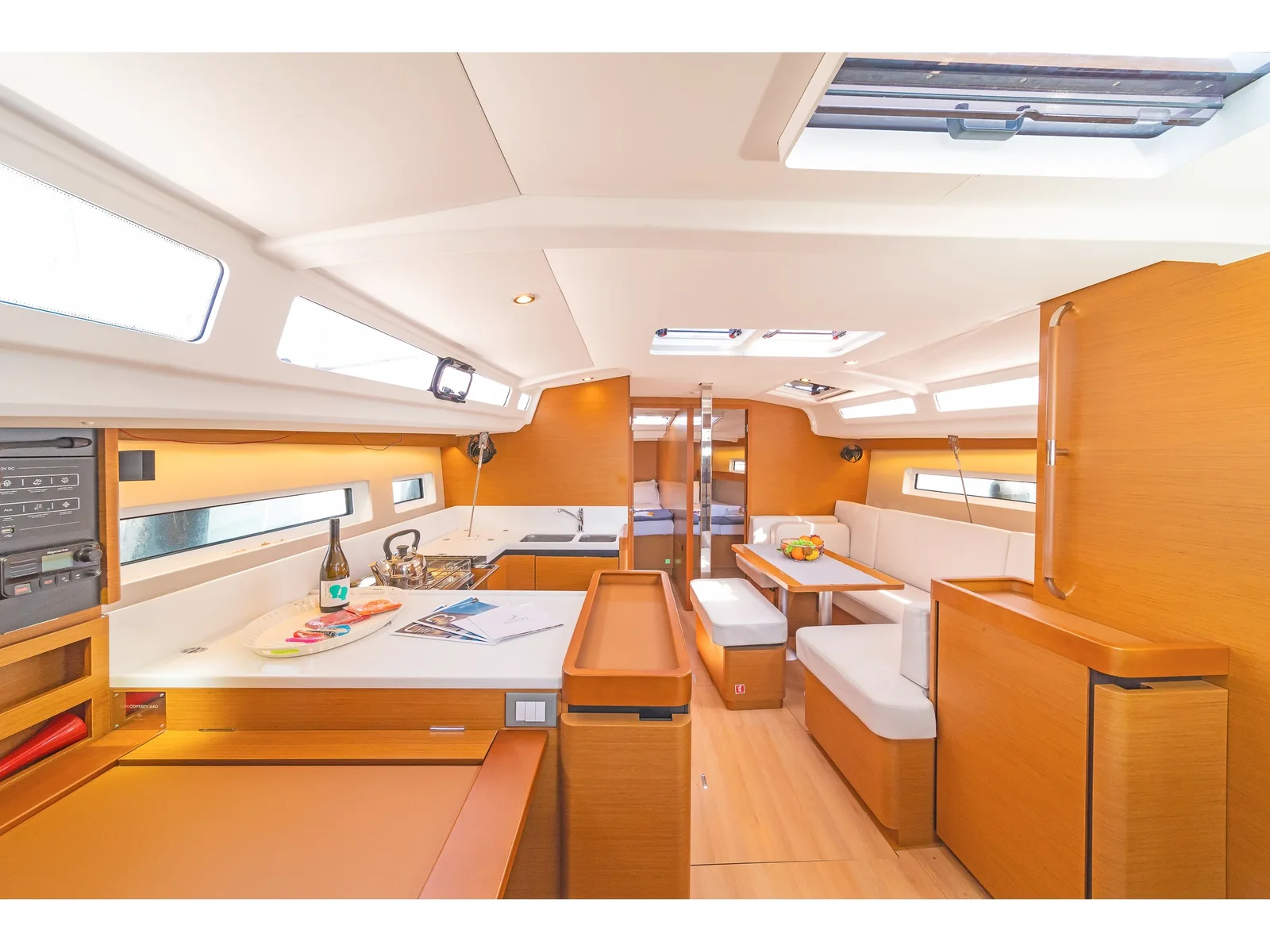 Yacht JEANNEAU Sun Odyssey 440 - Mike Charlie - Foto 1