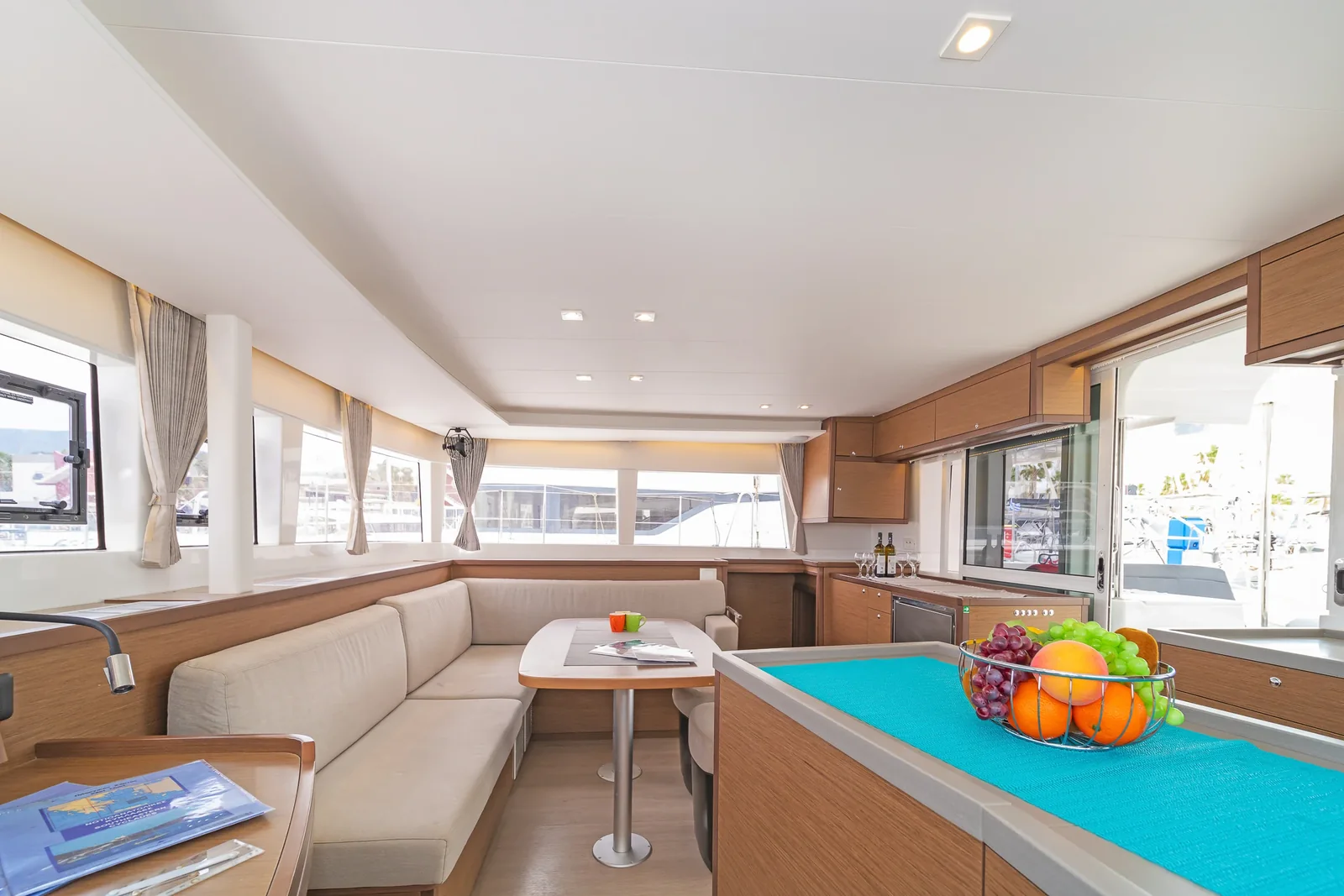 Yacht LAGOON 450 F - Nemesis - Foto 1