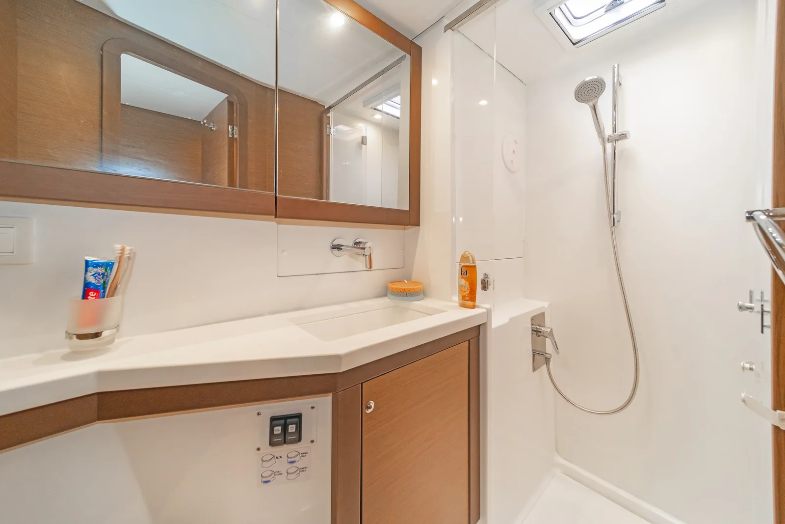 Yacht LAGOON 450 F - Nemesis - Foto 1