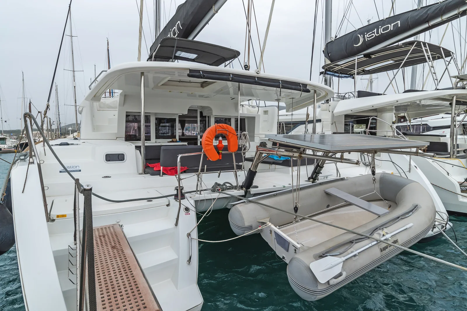 Yacht LAGOON 450 F - Nemesis - Foto 1