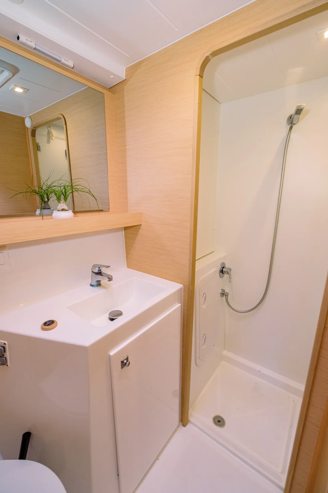Yacht LAGOON 42 - Plous - Foto 1