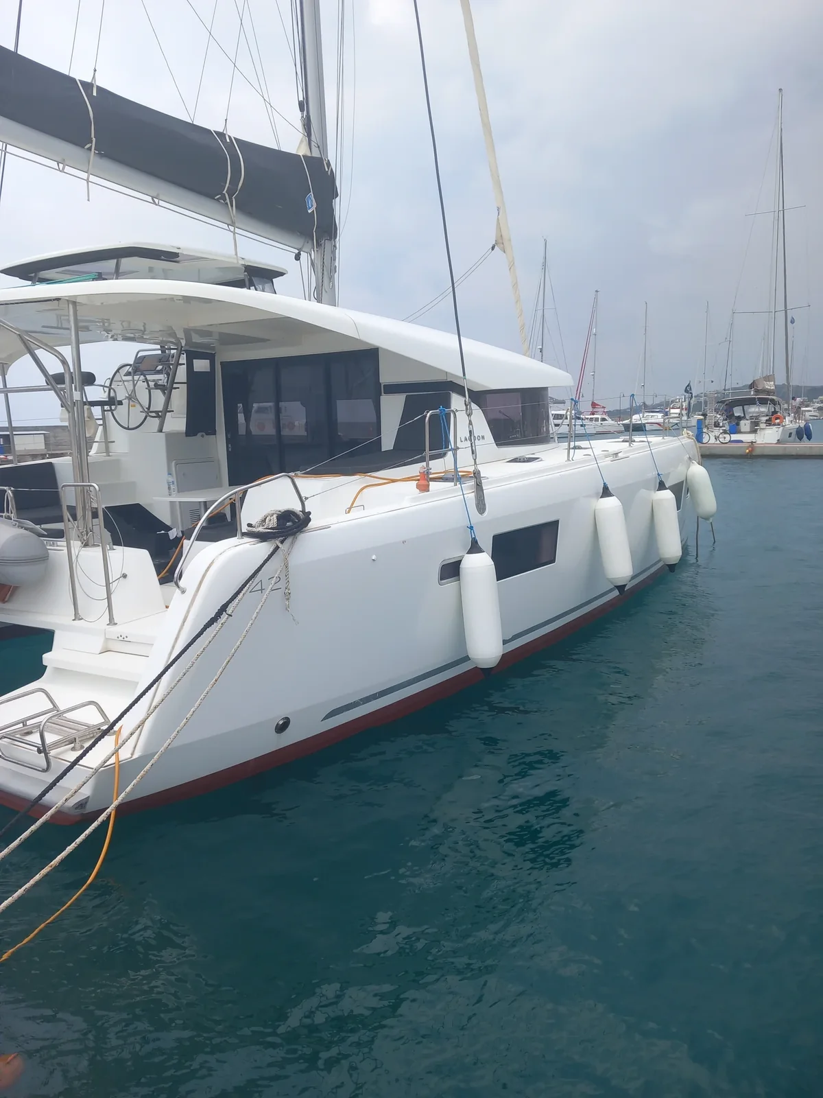 Yacht LAGOON 42 - Neverland