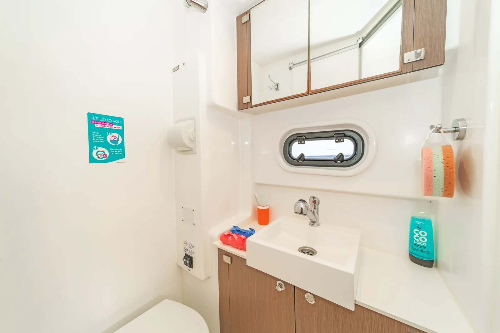Yacht CATANA Bali 4.1 - Crystal Waters - Foto 1