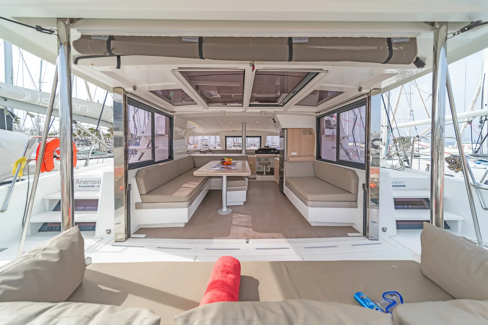 Yacht CATANA Bali 4.1 - Anemoskala