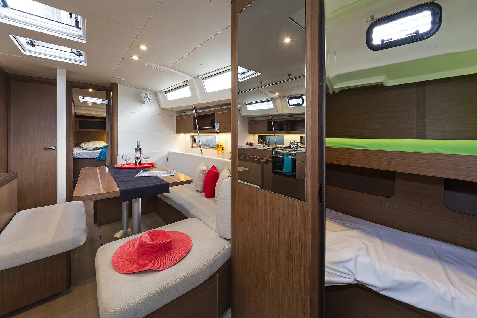 Yacht BENETEAU Oceanis 46.1 - Salty Kiss - Foto 1