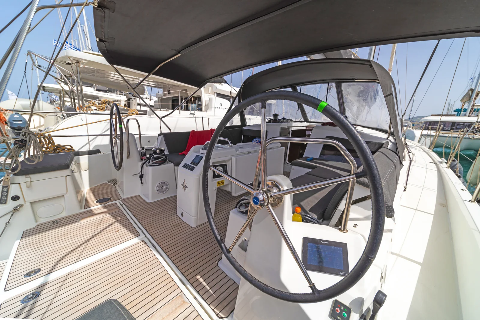 Yacht JEANNEAU Sun Odyssey 490 - Goldfish - Foto 1