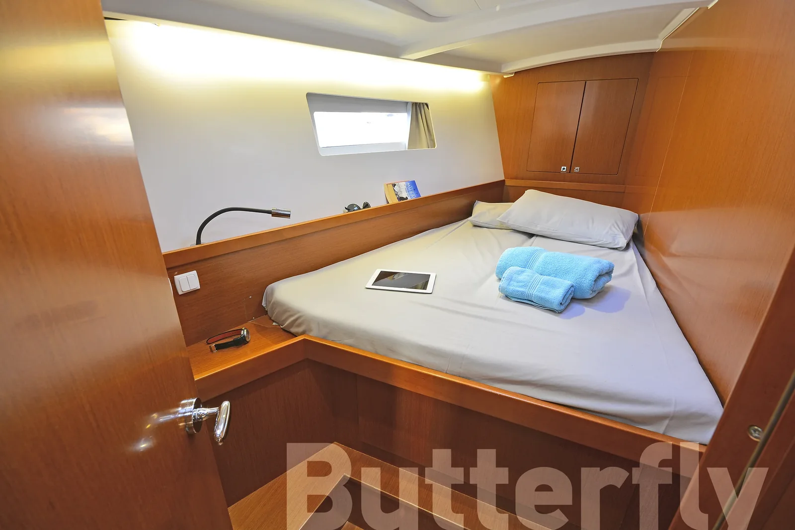 Yacht BENETEAU Oceanis 45 - Butterfly - Foto 1