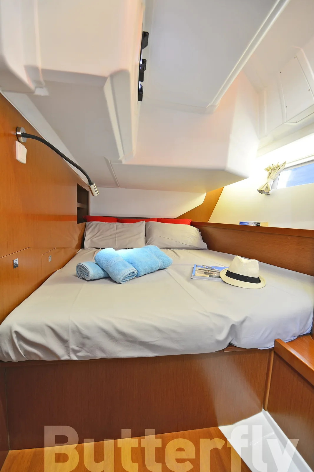 Yacht BENETEAU Oceanis 45 - Butterfly - Foto 1