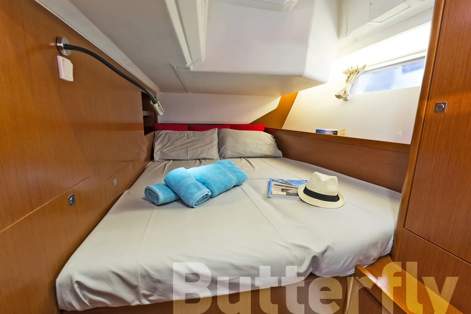 Yacht BENETEAU Oceanis 45 - Butterfly - Foto 1