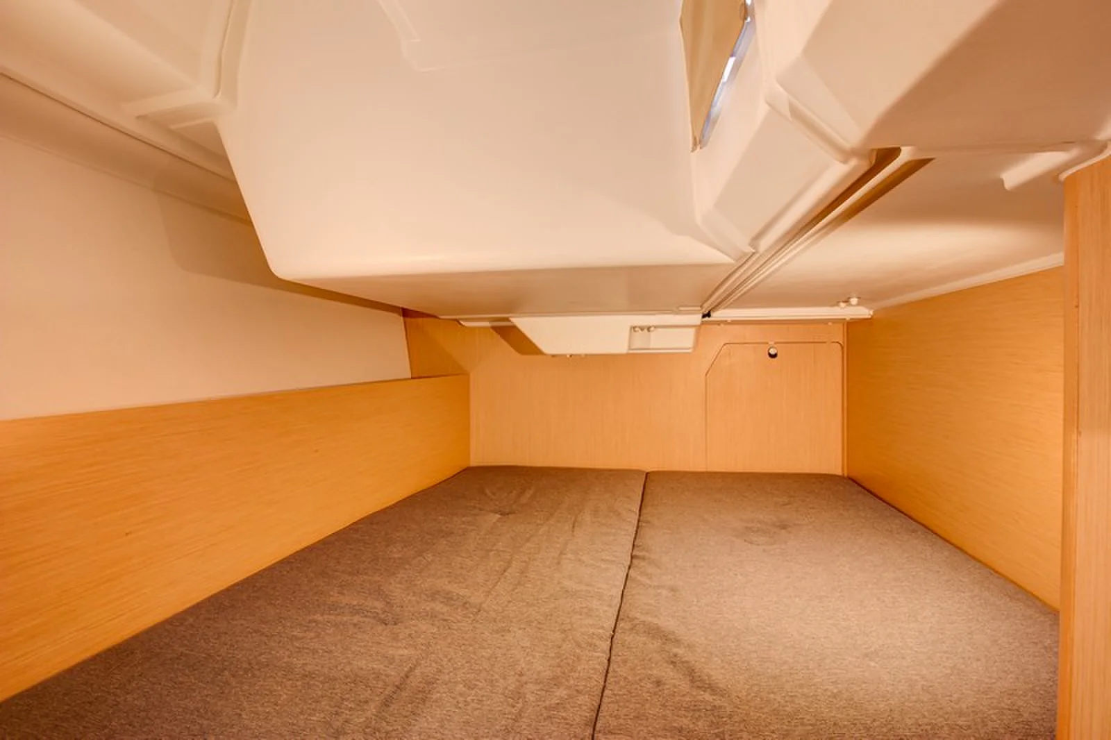 Yacht BENETEAU Oceanis 38 - Arsen - Foto 1