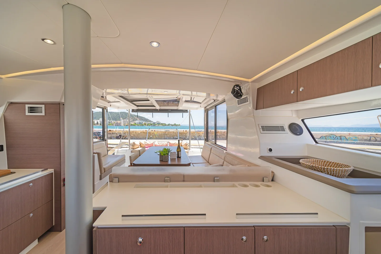 Yacht CATANA Bali 4.1 - Neusis - Foto 1