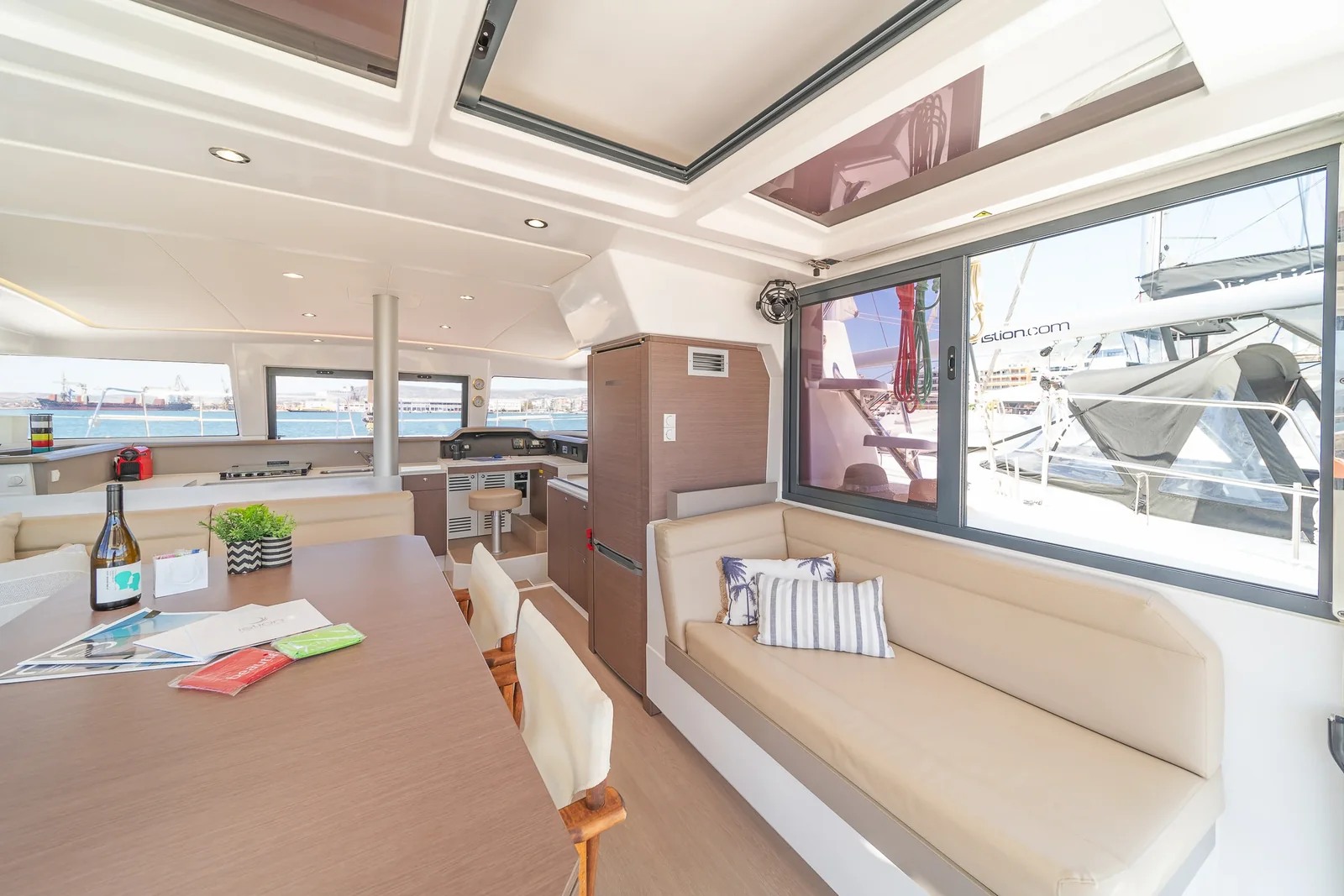 Yacht CATANA Bali 4.1 - Neusis - Foto 1