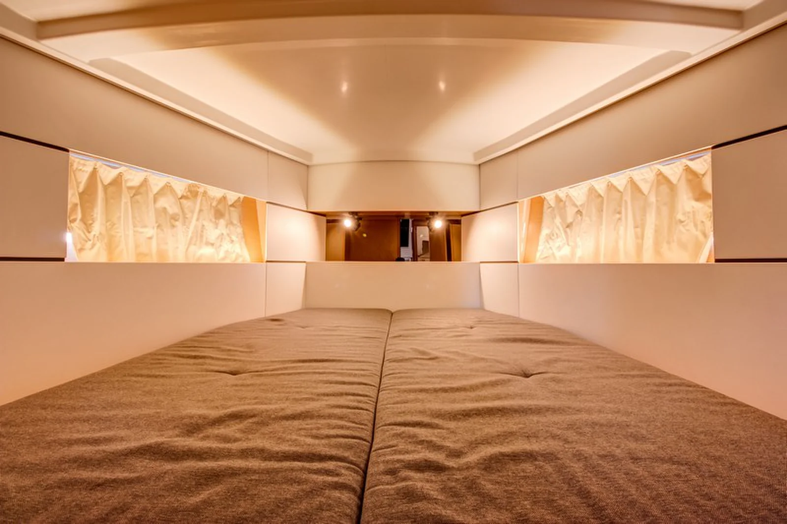 Yacht BENETEAU Oceanis 38 - Arsen - Foto 1