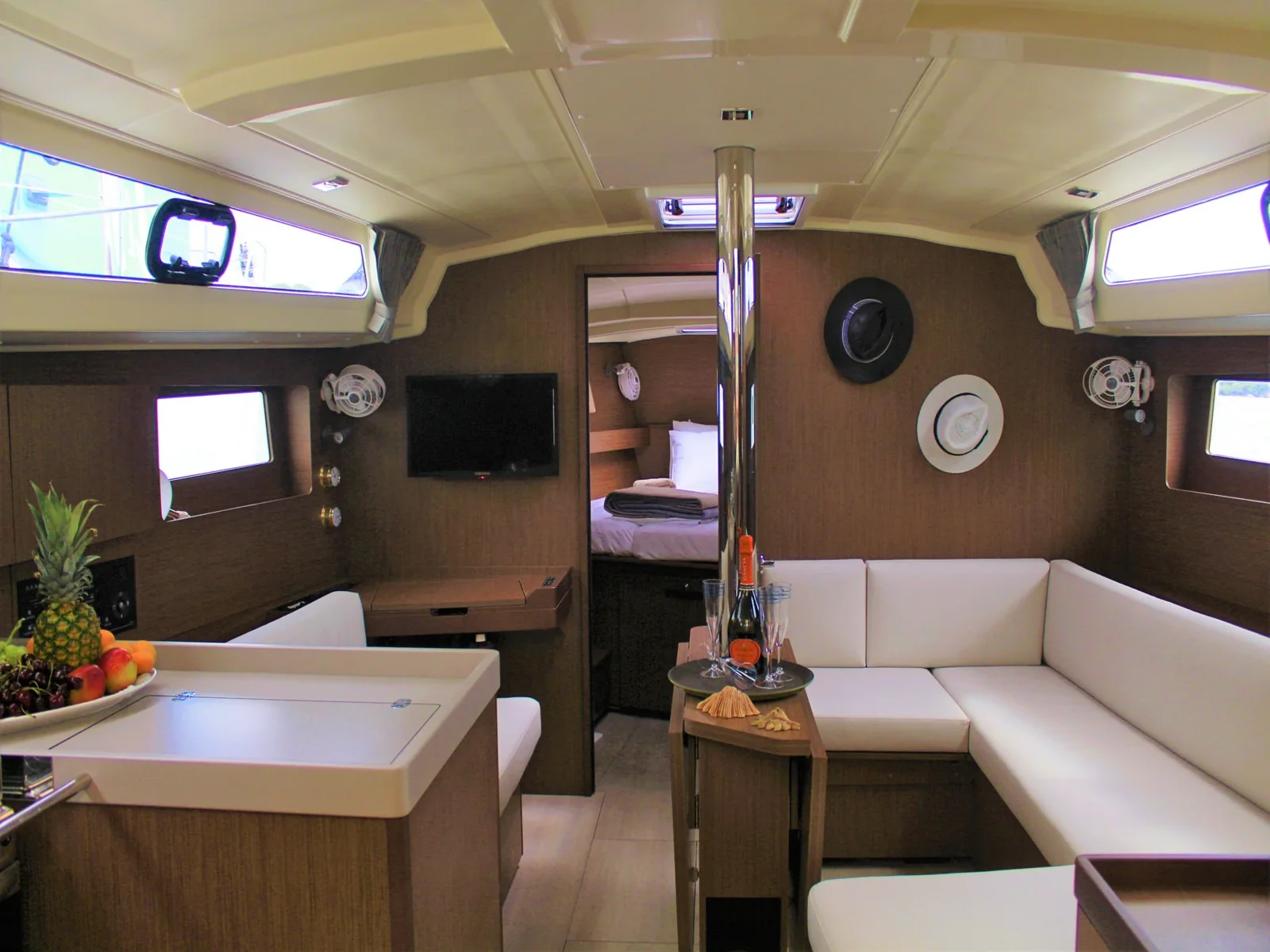 Yacht BENETEAU Oceanis 41.1 - Diamanti I - Foto 1