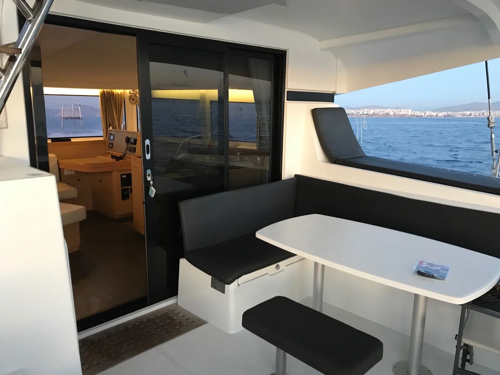 Yacht LAGOON 42 - Petalida - Foto 1