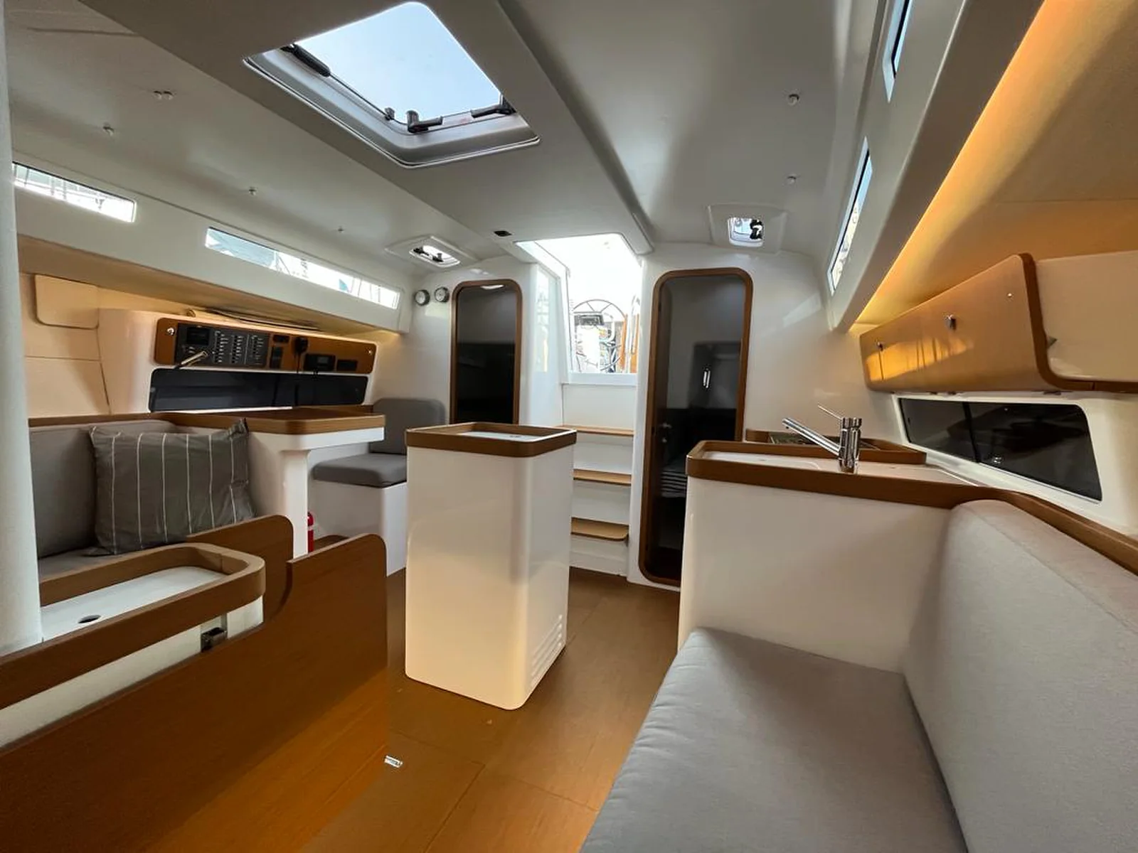 Yacht BENETEAU First 36 - Ultra First - Foto 6