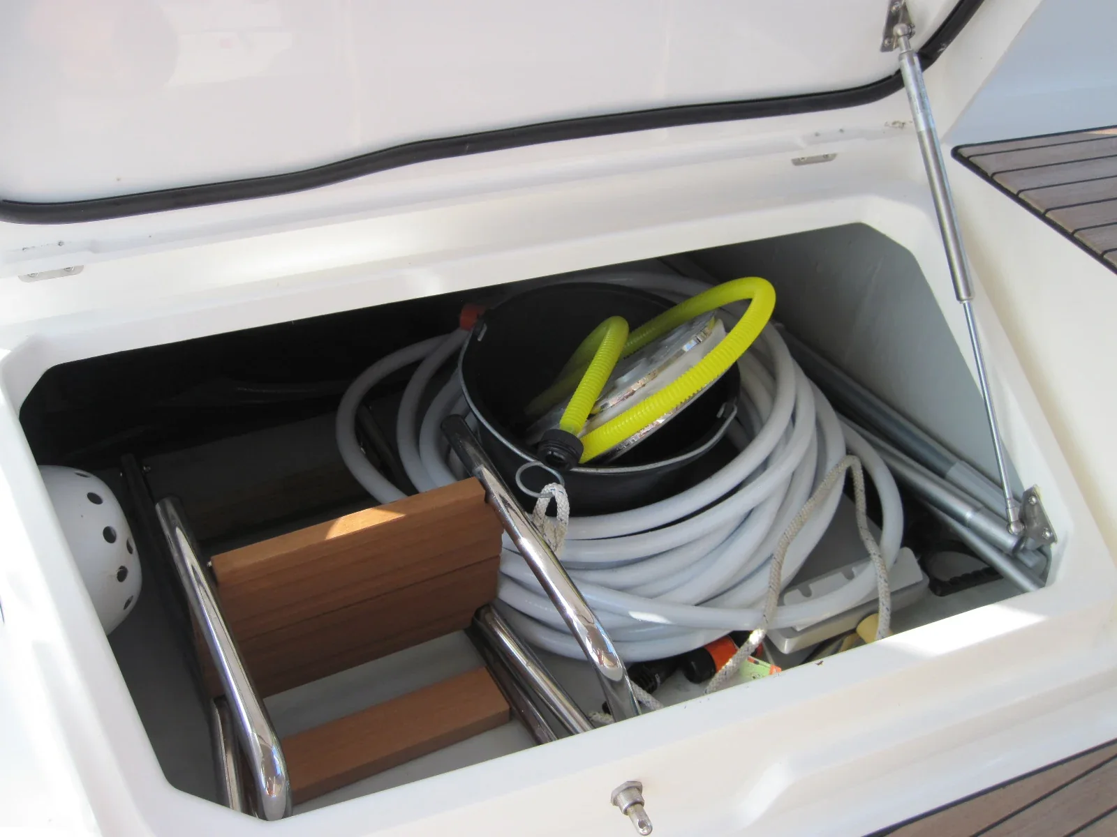Yacht BAVARIA Cruiser 41 - Vittoria - Foto 1