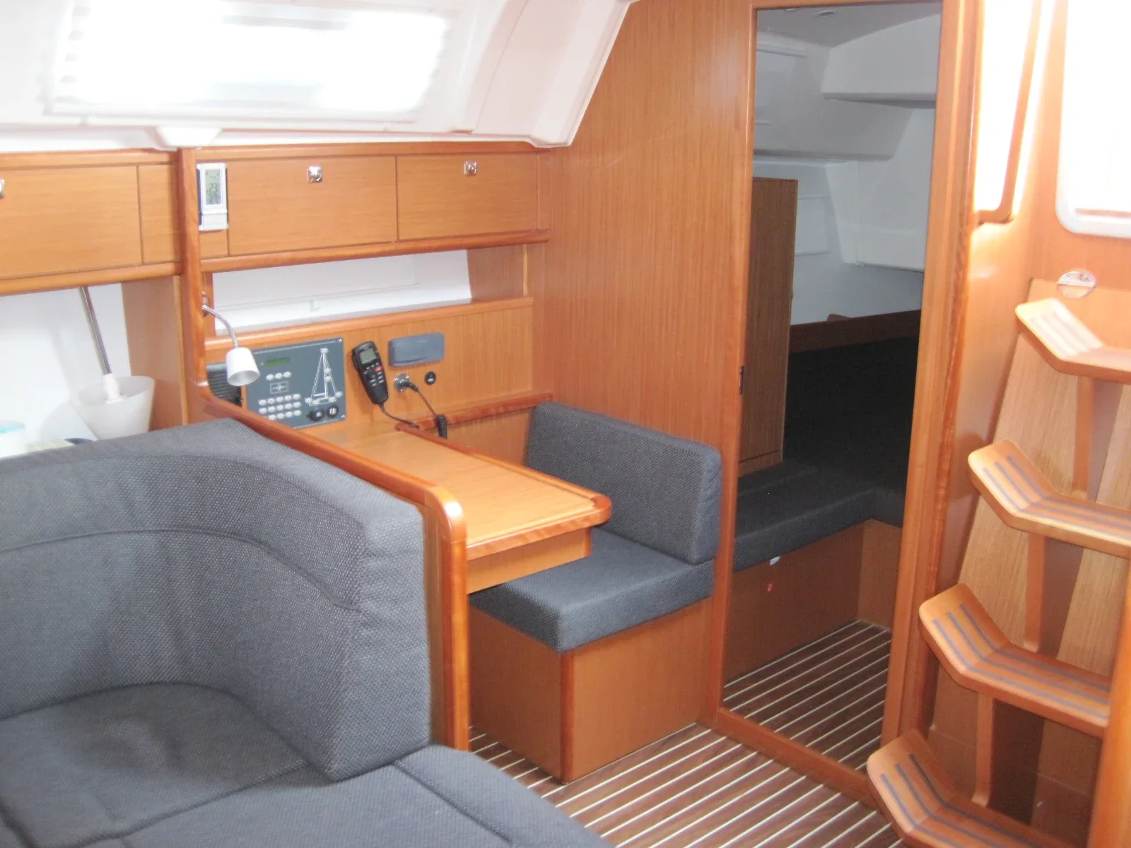 Yacht BAVARIA Cruiser 41 - Vittoria - Foto 1