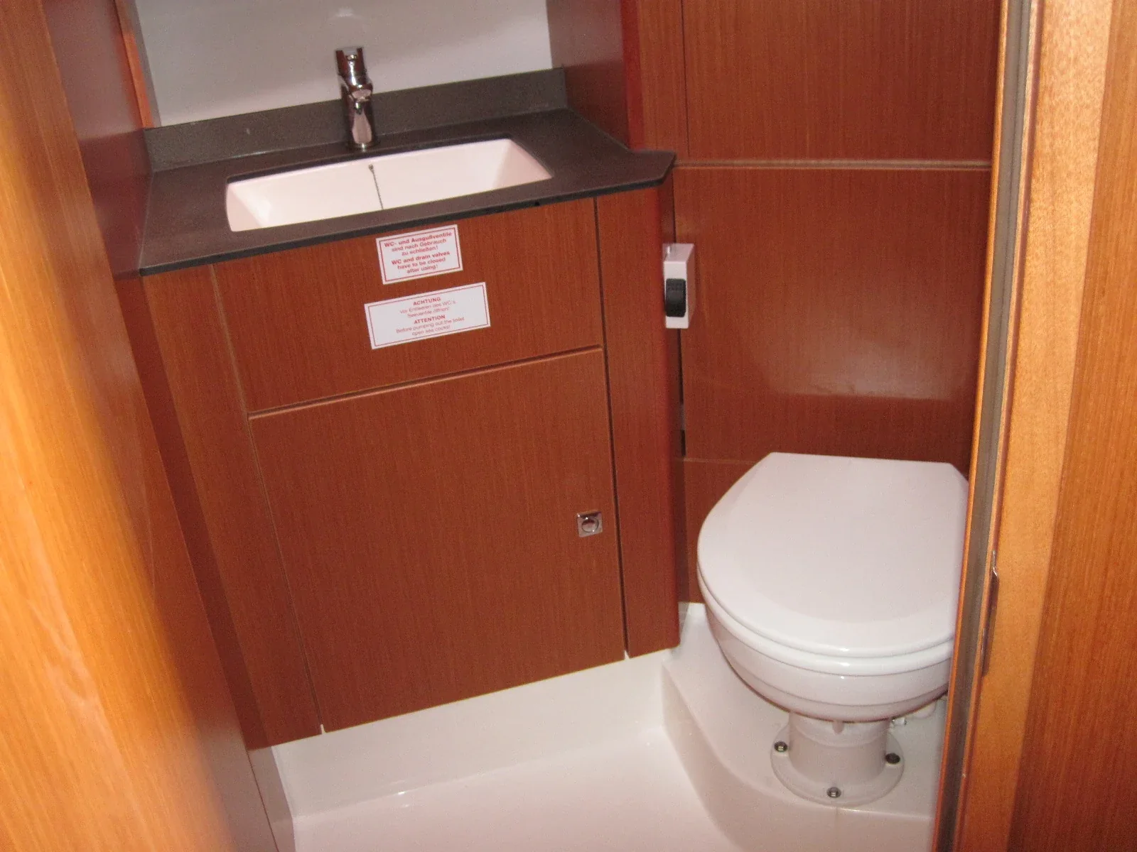 Yacht BAVARIA Cruiser 41 - Vittoria - Foto 1