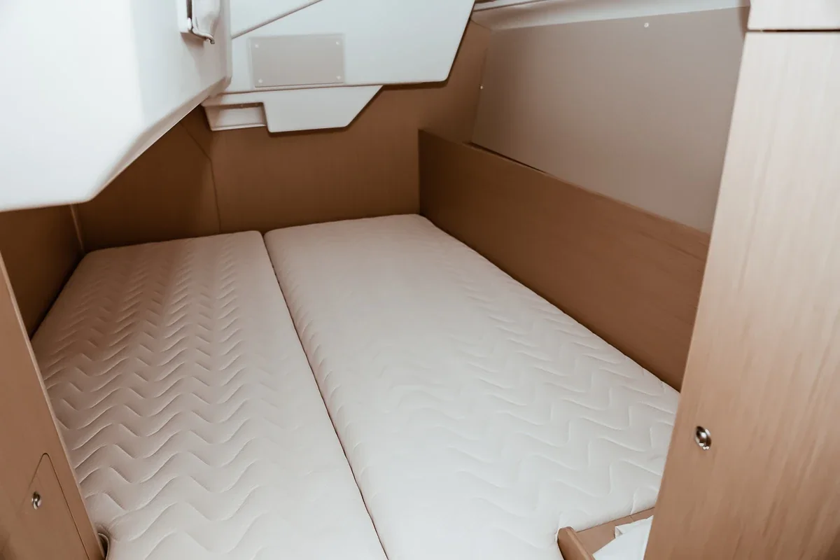 Yacht BENETEAU Oceanis 38.1 - Sea Wolf