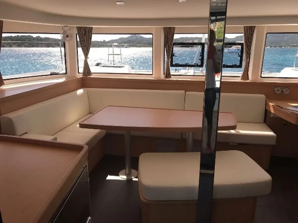Yacht LAGOON 42 - Maisha