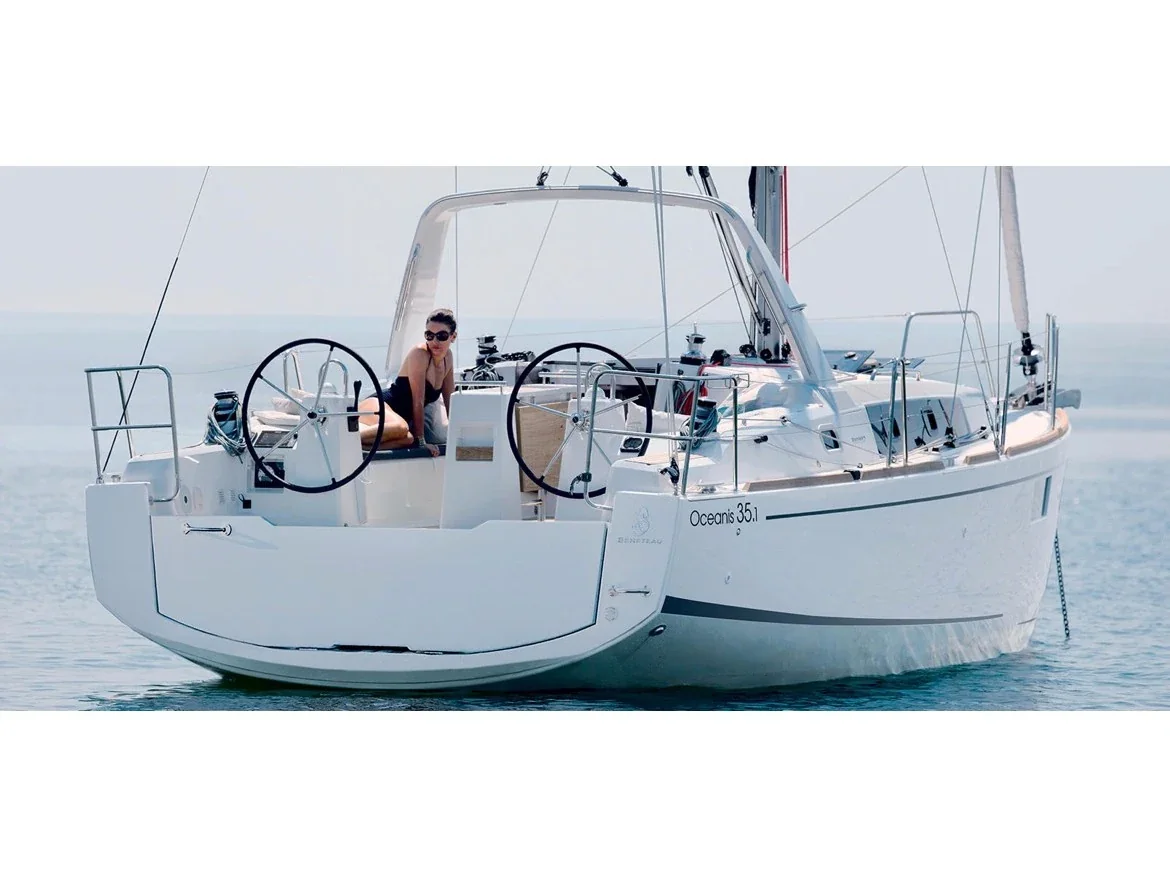 Yacht BENETEAU Oceanis 35.1 - Polis - Foto 1