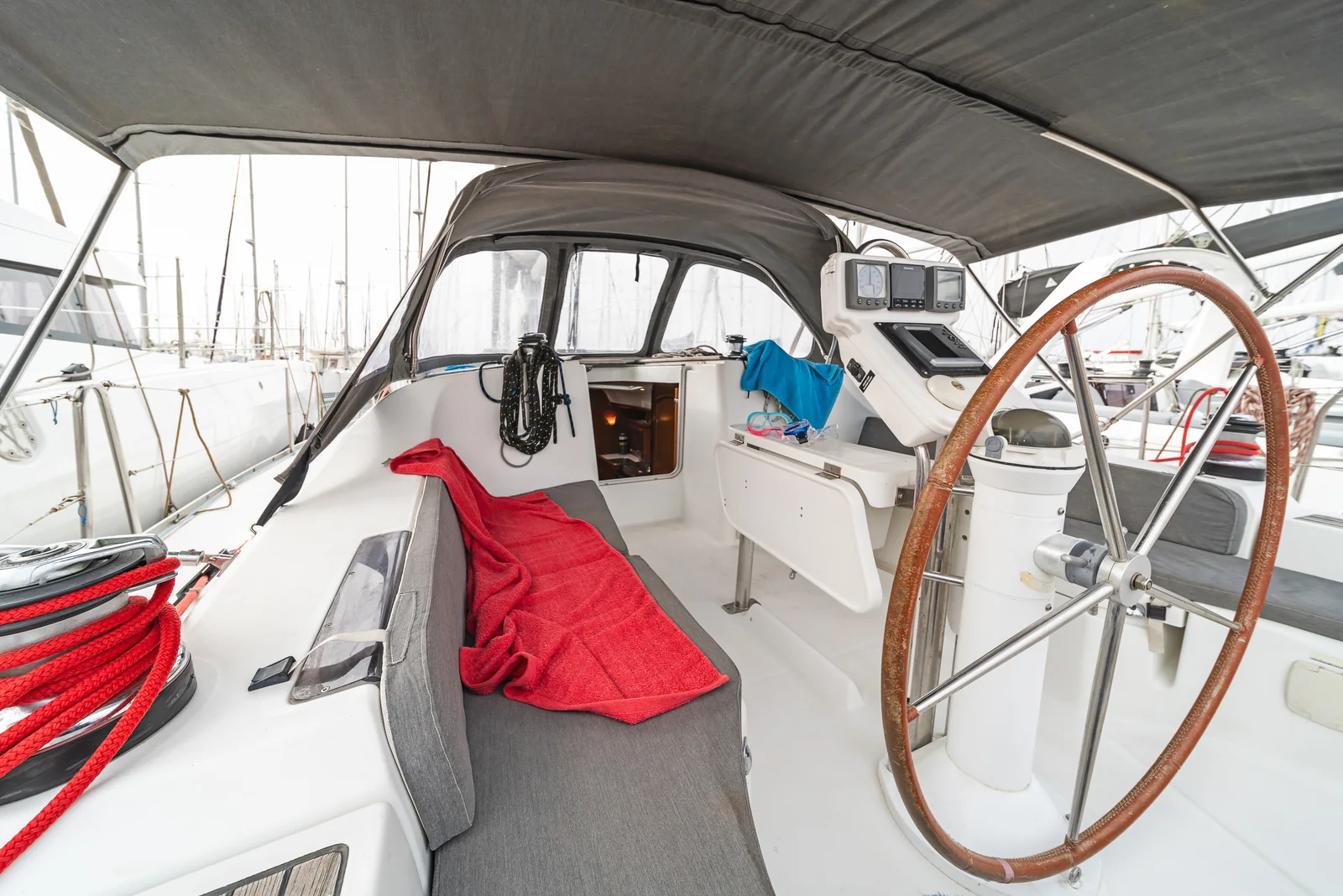 Yacht BENETEAU Oceanis 393 - Milica - Foto 1