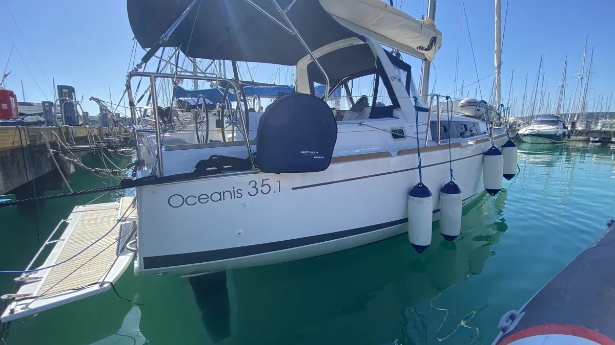 Yacht BENETEAU Oceanis 35.1 - Polis - Foto 1