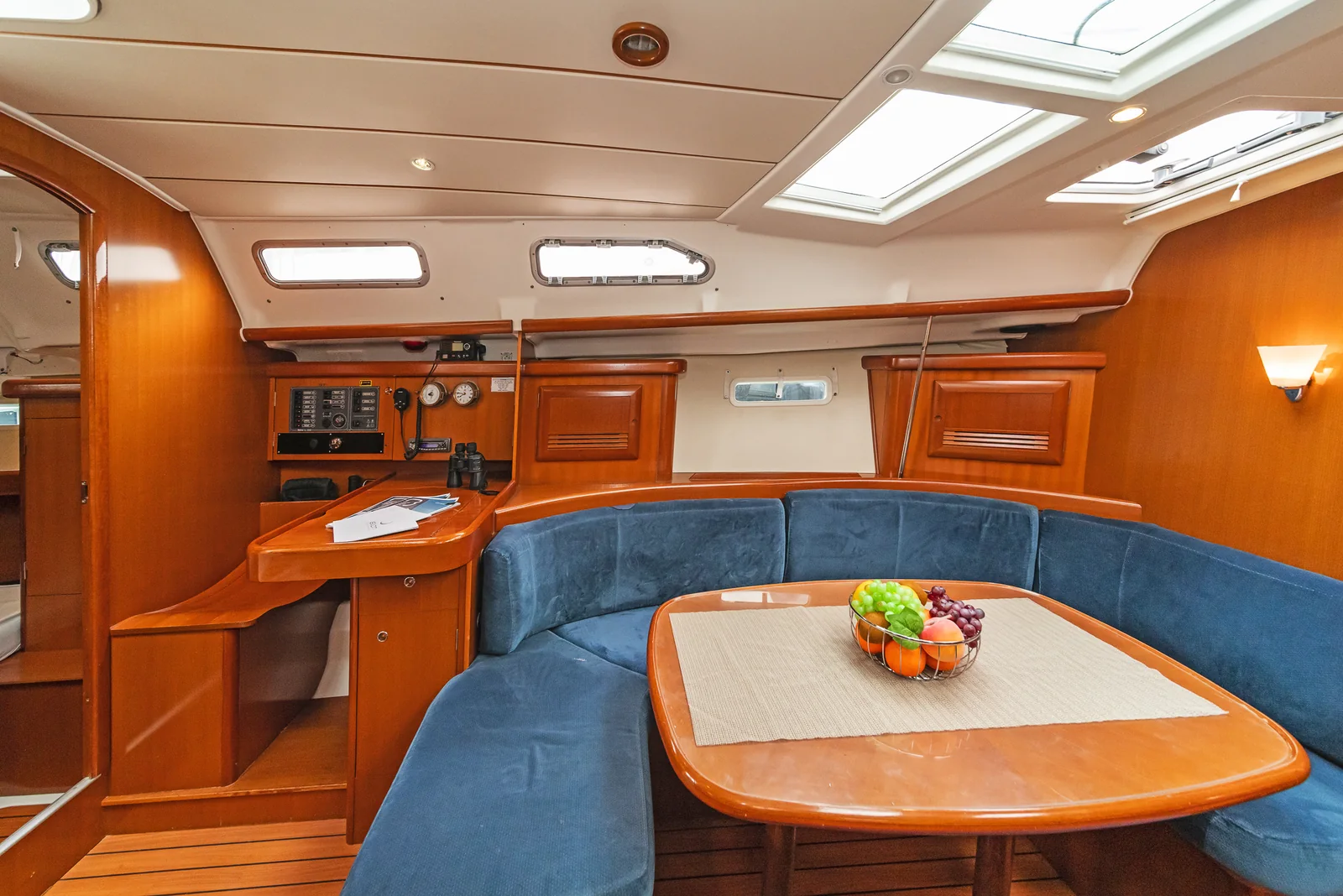 Yacht BENETEAU Oceanis 393 - Milica - Foto 1
