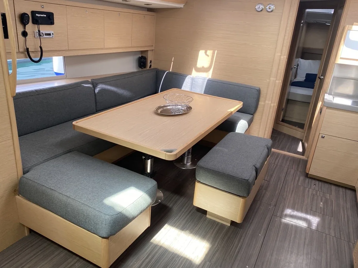 Yacht DUFOUR 470 - Virgo - Foto 1