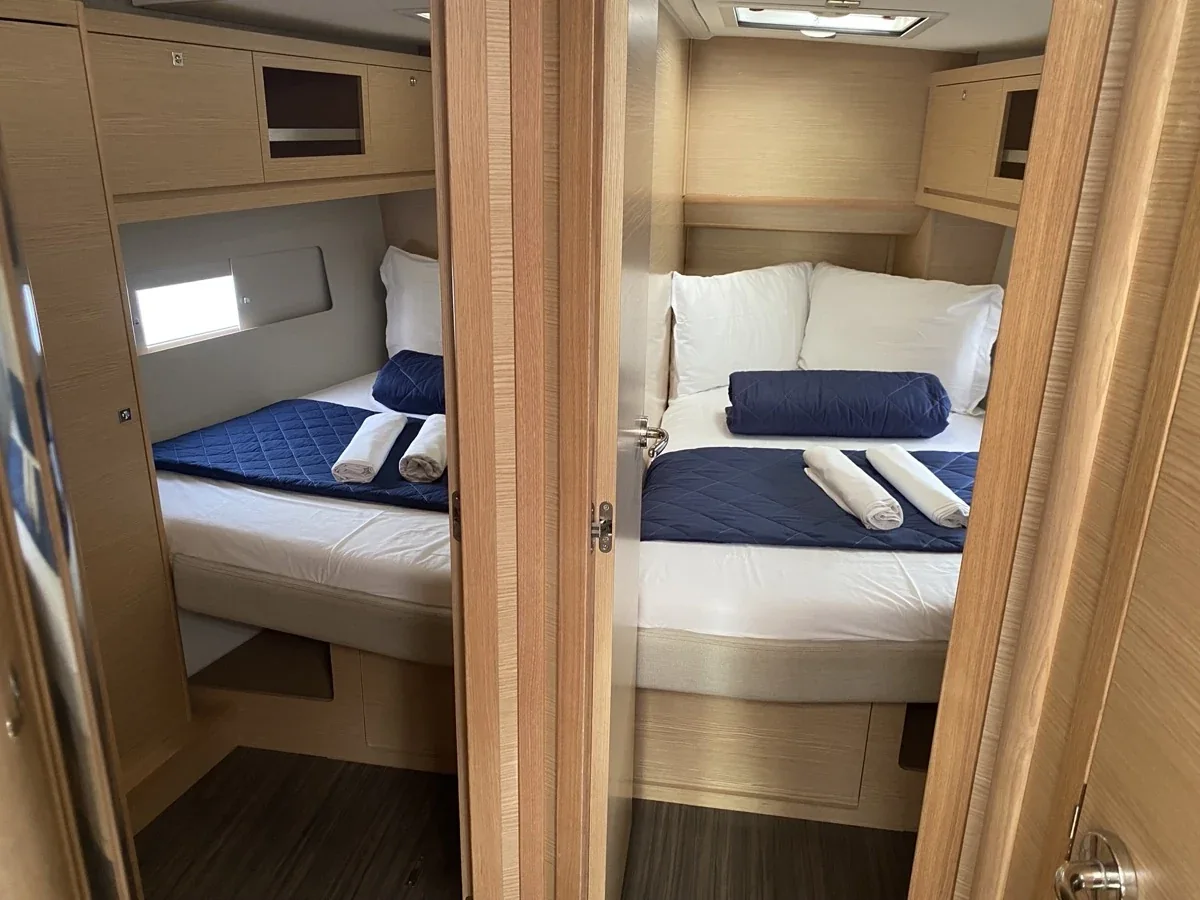 Yacht DUFOUR 470 - Virgo - Foto 1
