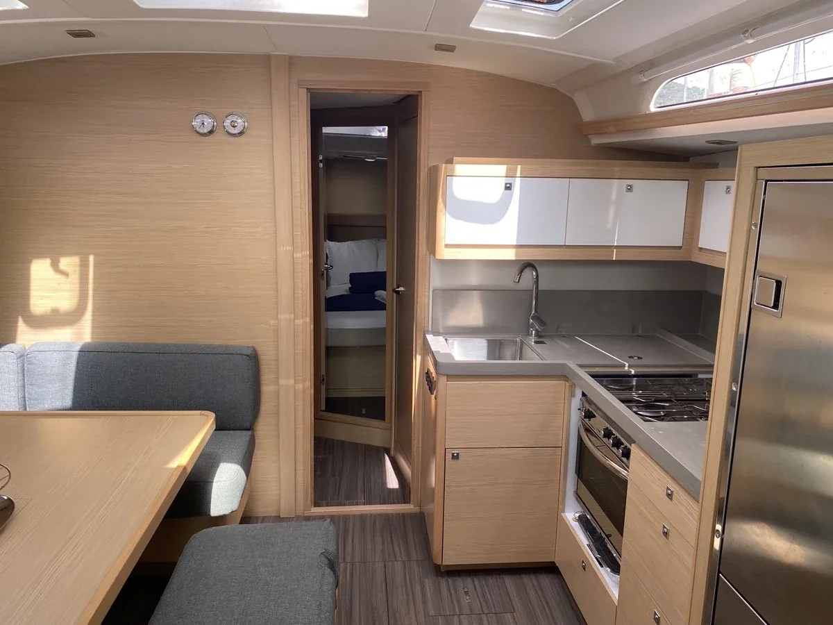 Yacht DUFOUR 470 - Virgo - Foto 1