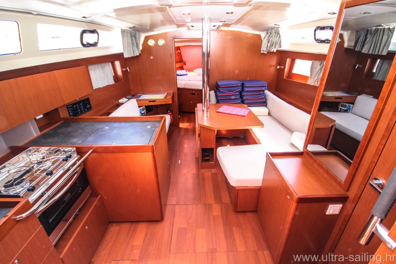Yacht BENETEAU Oceanis 41.1 - Porterusa - Foto 1