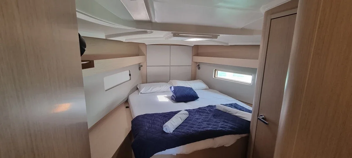 Yacht BENETEAU Oceanis 40.1 - Aries