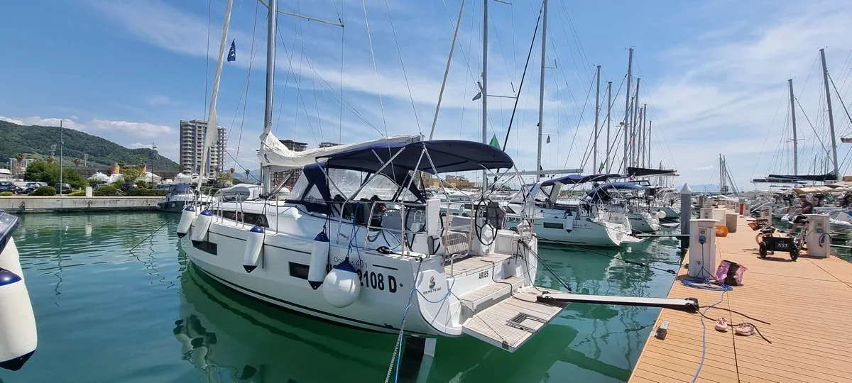 Yacht BENETEAU Oceanis 40.1 - Aries - Foto 1