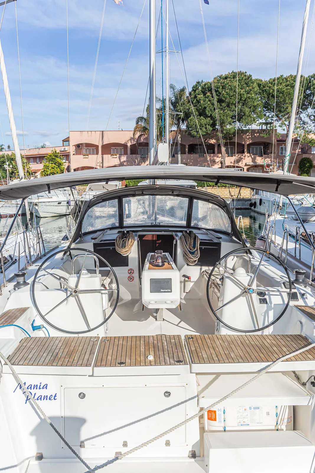Yacht DUFOUR 460 Grand Large - Mania Planet - Foto 1