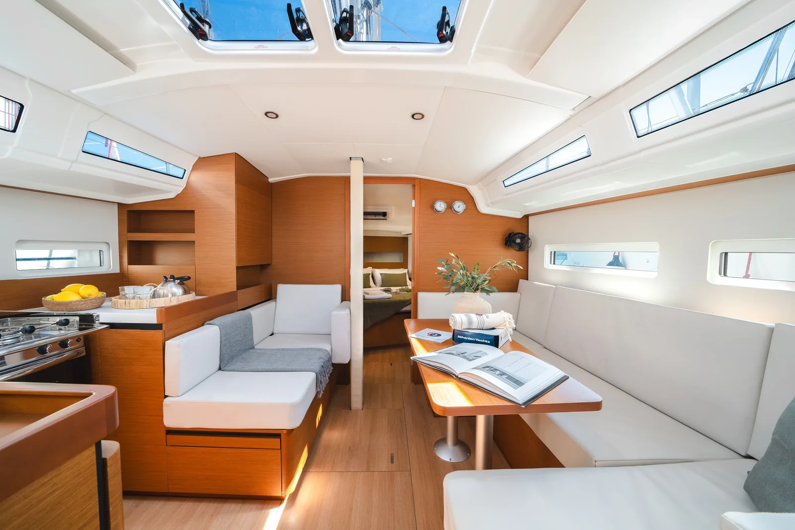 Yacht JEANNEAU Sun Odyssey 410 - Laertes