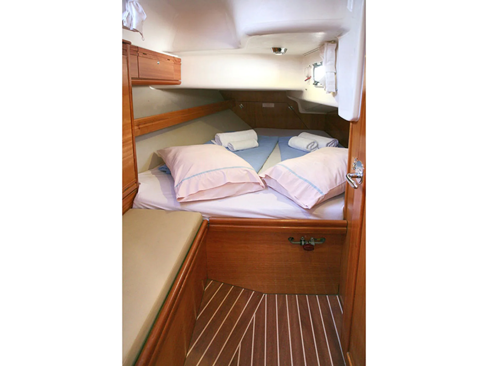 Yacht BAVARIA 38 Cruiser - Aristoteles