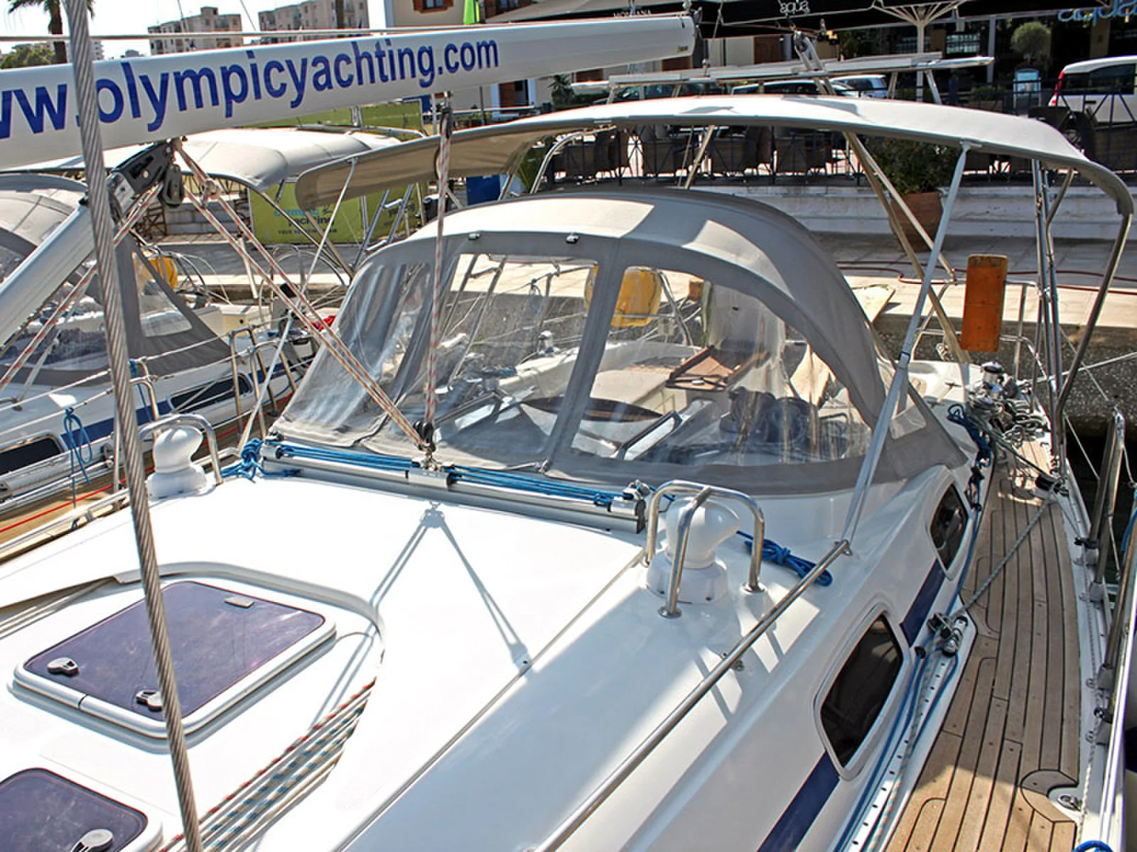 Yacht BAVARIA 38 Cruiser - Aristoteles - Foto 1