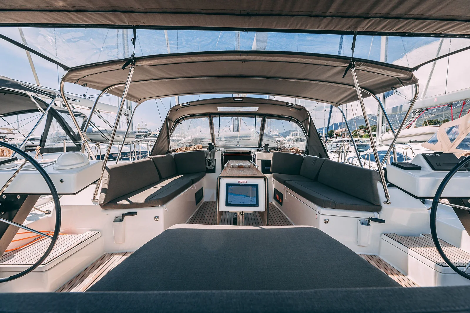 Yacht DUFOUR 470 - Balu - Foto 1