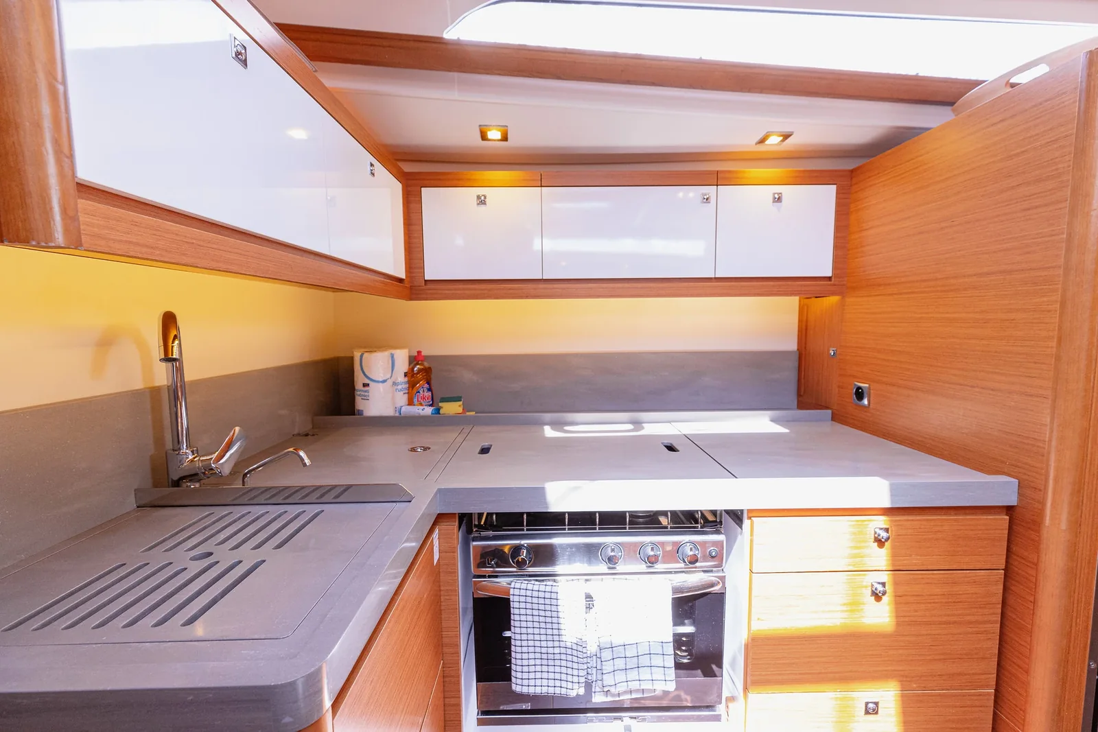 Yacht DUFOUR 470 - Balu - Foto 1