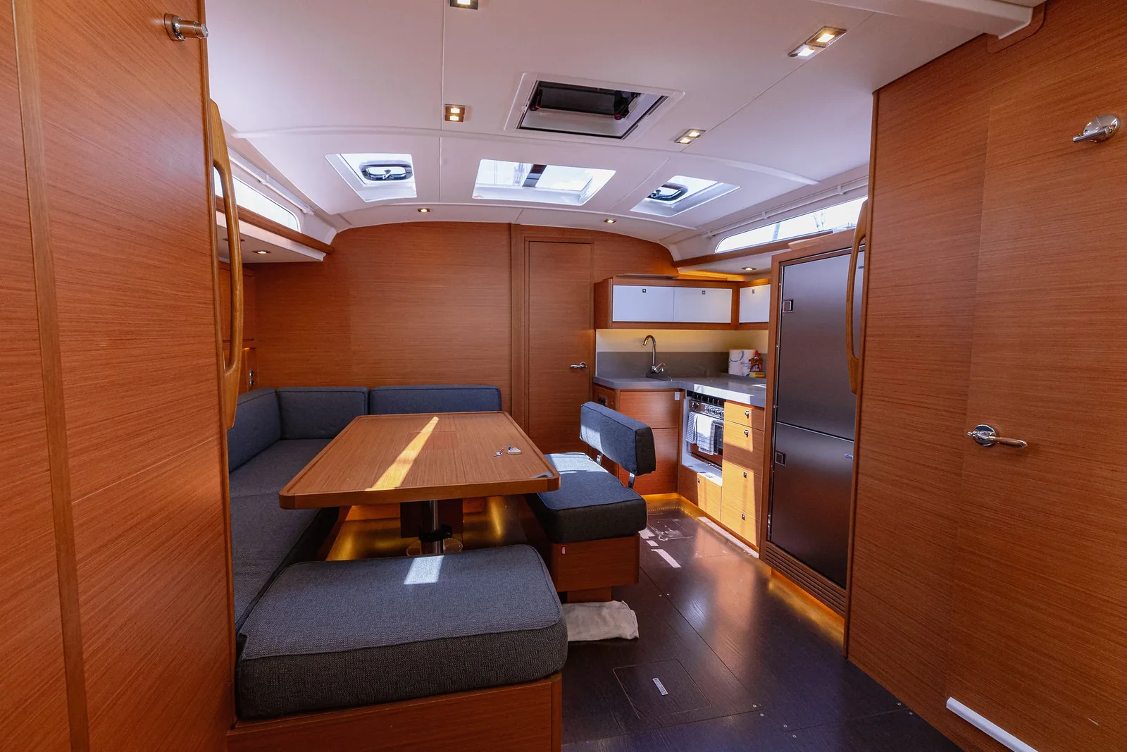 Yacht DUFOUR 470 - Balu - Foto 1