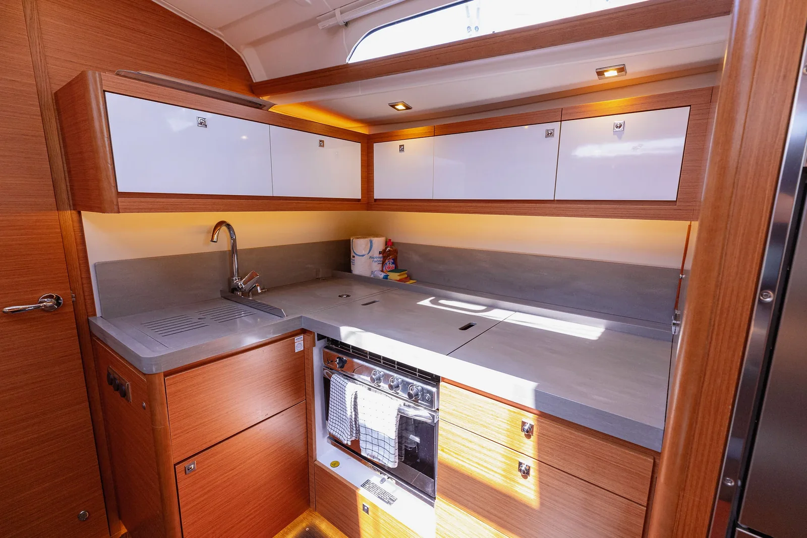 Yacht DUFOUR 470 - Balu - Foto 1