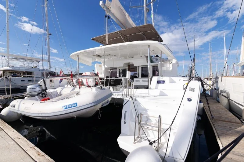 Yacht LAGOON 450 F - Saelma - Foto 1