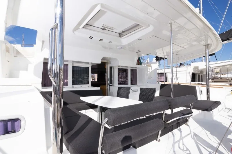 Yacht LAGOON 450 F - Saelma - Foto 1
